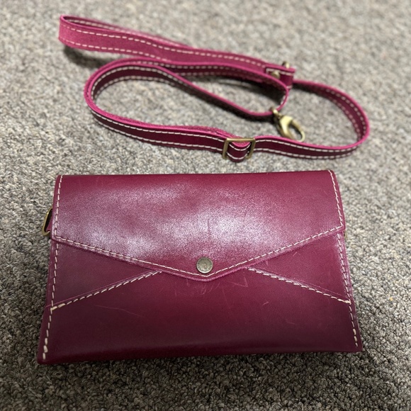 Portland Leather Handbags - Portland Leather Goods Envelope Convertible Crossbody - Boysenberry